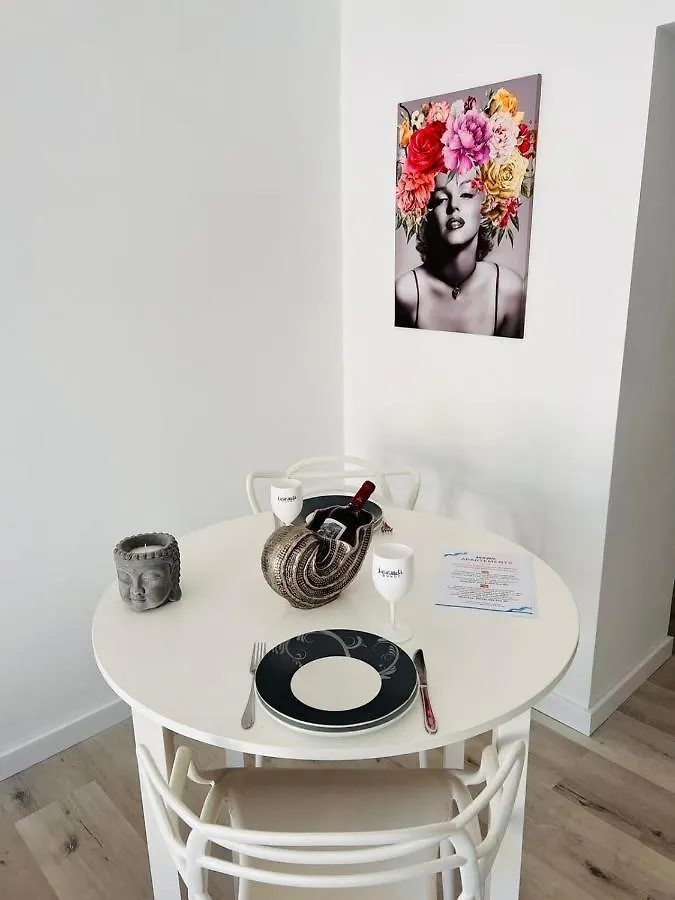 Jacaranda Apartments & Studios Es Cana