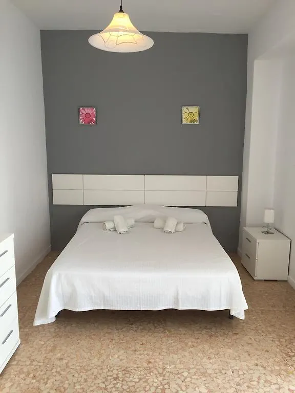 Jacaranda Apartments & Studios Es Cana Espanha