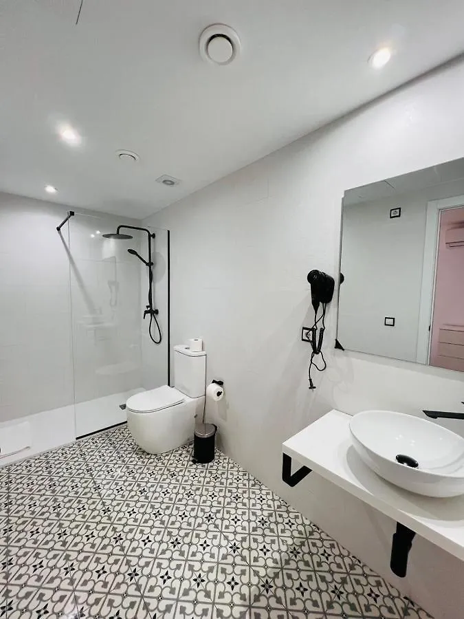 Jacaranda Apartments & Studios Es Cana