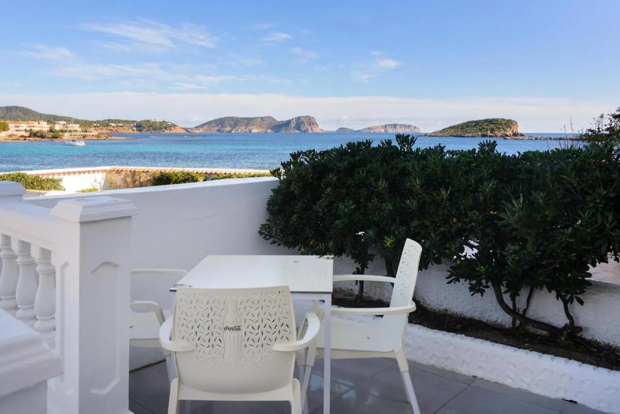 Jacaranda Apartments & Studios Es Cana