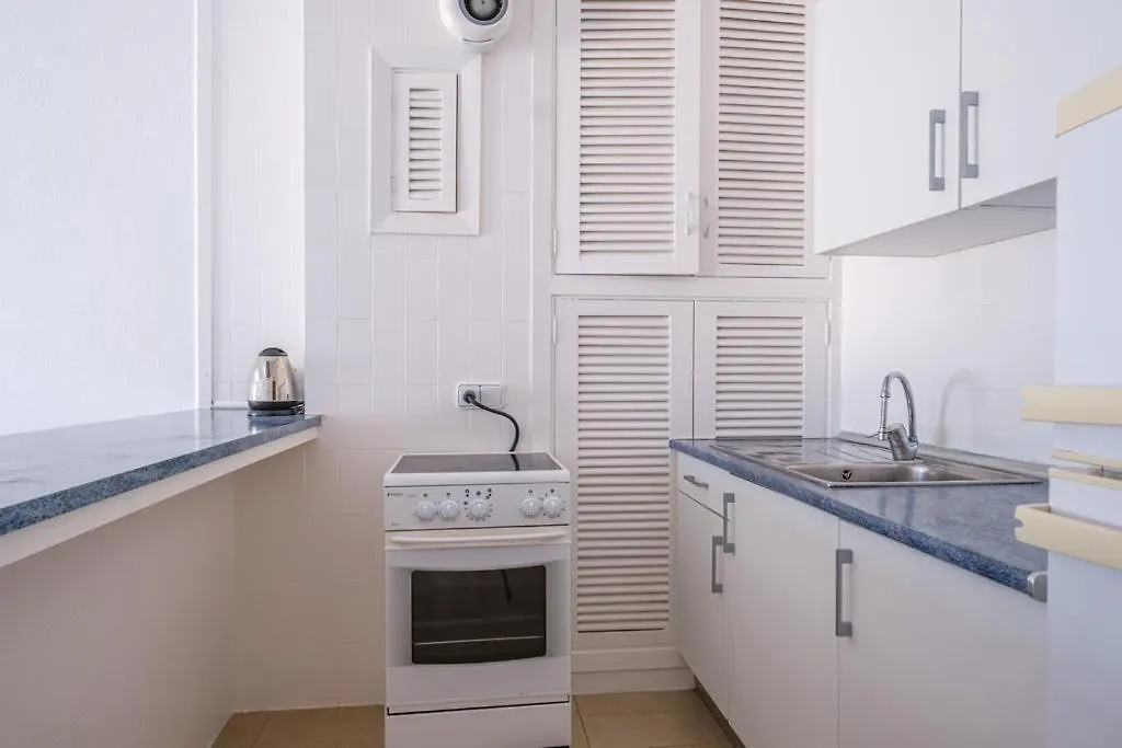 Jacaranda Apartments & Studios Es Cana